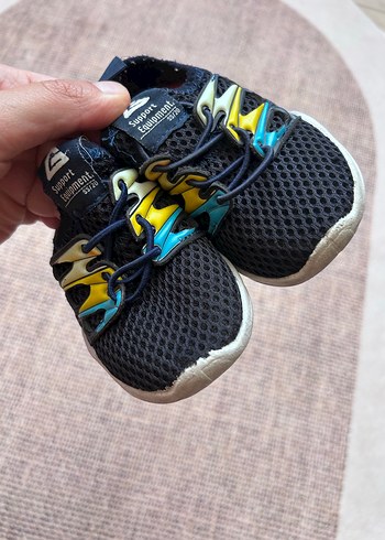 Gezer Çocuk Renkli Cırt Cırtlı Spor Ayakkabı