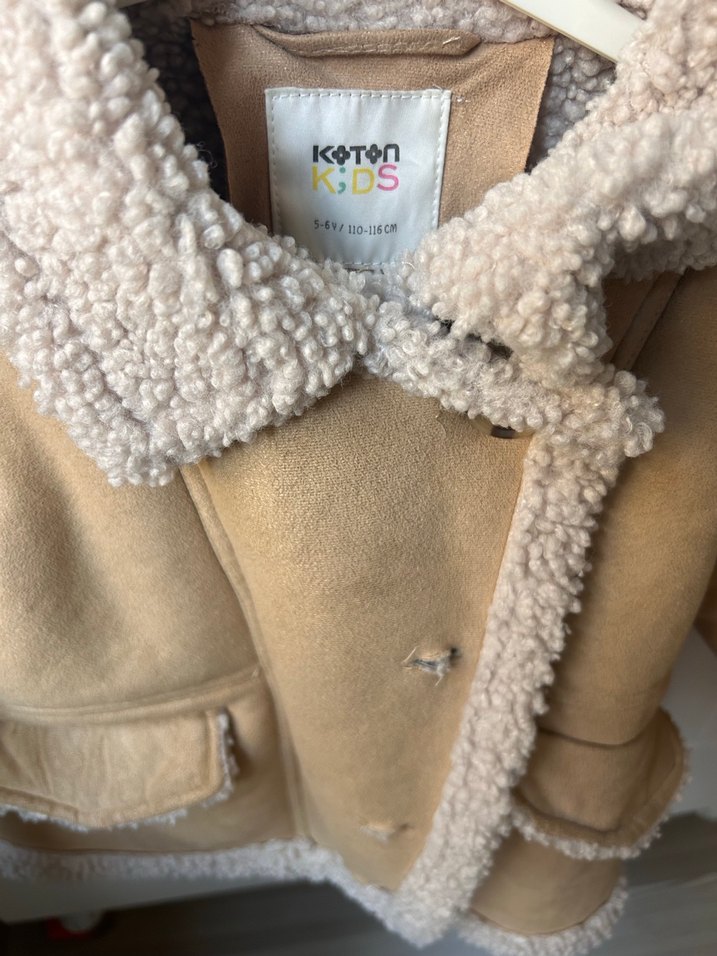 Bej Peluş Detaylı çocuk Ceket - Görsel 2