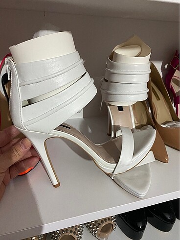 Zara beyaz topuklu sandalet - Görsel 7