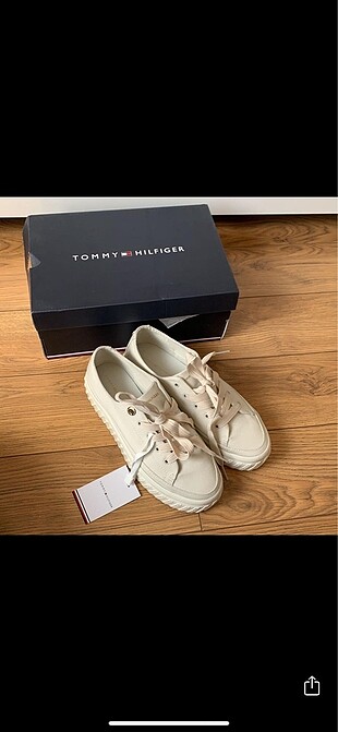 #tommy #sneakers
