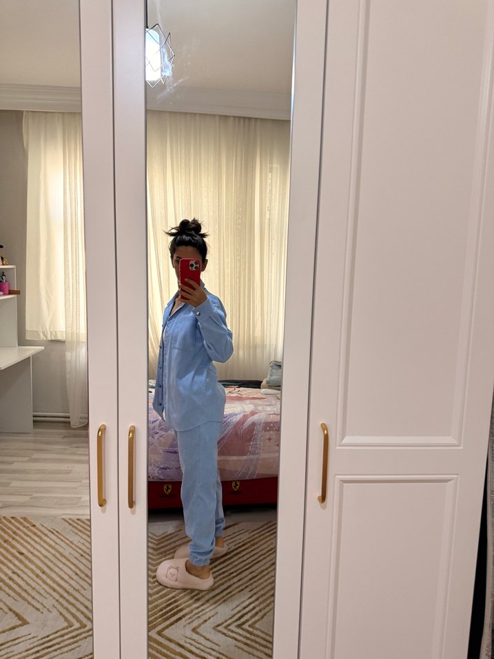 Açık Mavi Rahat Pijama Takımı — görsel 2/4