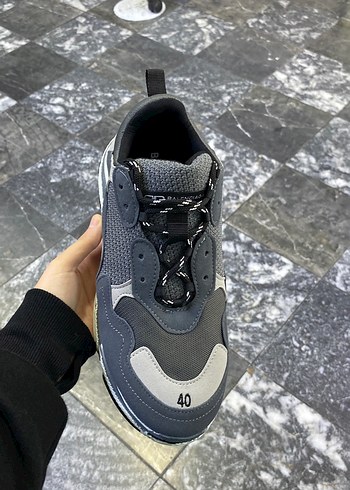 Balenciaga Gri Balenciaga Spor Ayakkabı Velcro