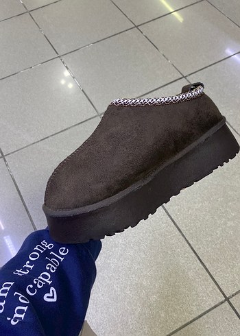 39 Beden Ugg bot