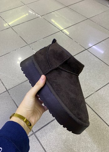 Ugg bot