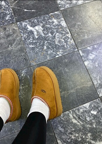 38 Beden Ugg terlik