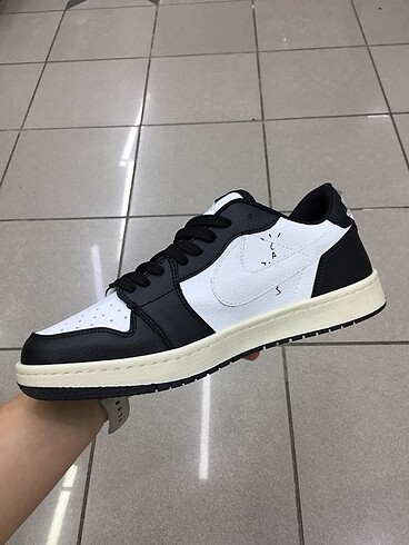 40 Beden Nike Travis Scott