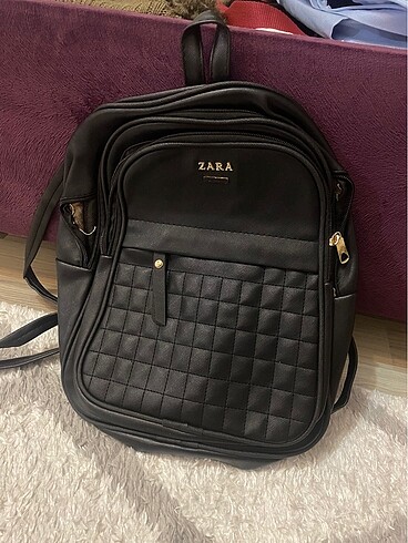 Zara sırt çantası