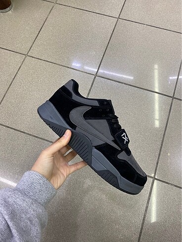 Nike Travis Scott