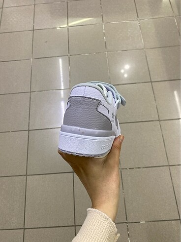 37 Beden beyaz Renk Adidas Forum Low
