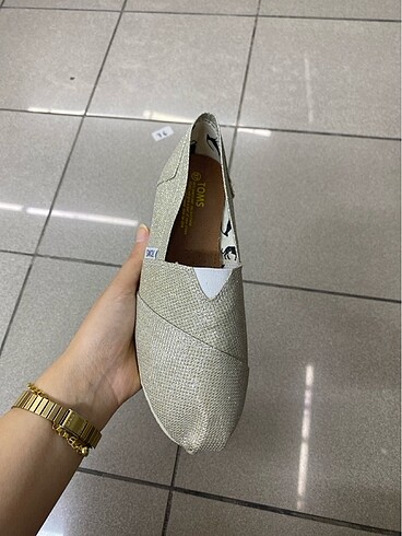 TOMS Toms babet