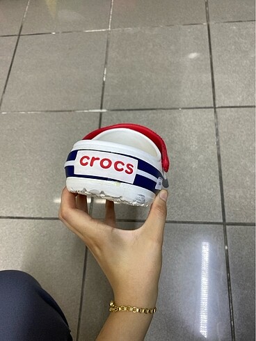 37 Beden beyaz Renk Crocs terlik