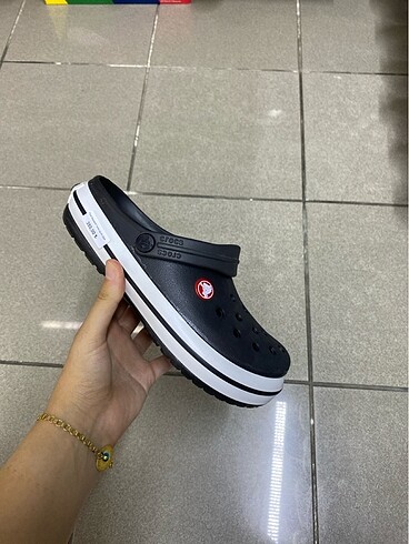 Crocs terlik