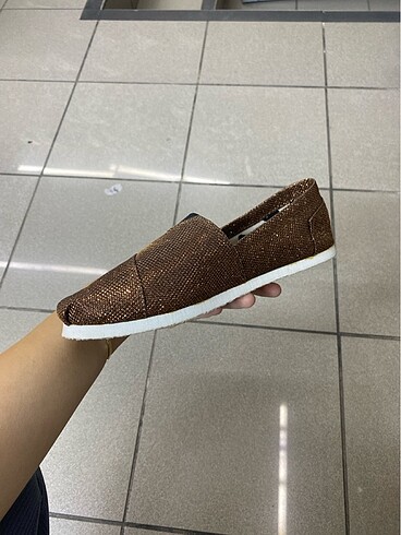 38 Beden Toms babet