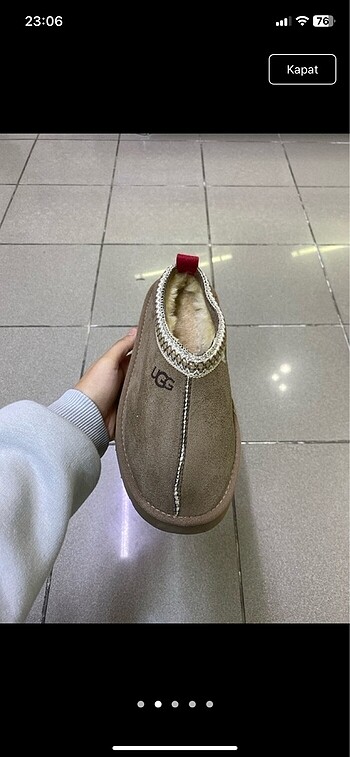 Ugg Ugg terlik