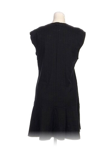 40 Beden PreLoved Kısa Elbise %70 İndirimli.