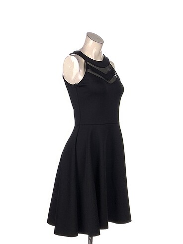 Vintage Love PreLoved Kısa Elbise %70 İndirimli.