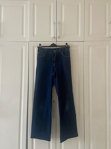 Wide leg jean