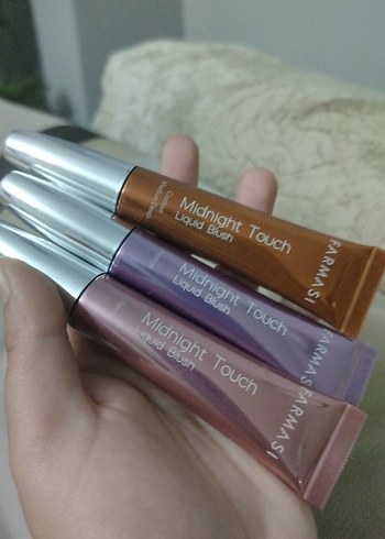 Farmasi Midnight Touch Likit Allık - Açık Bej