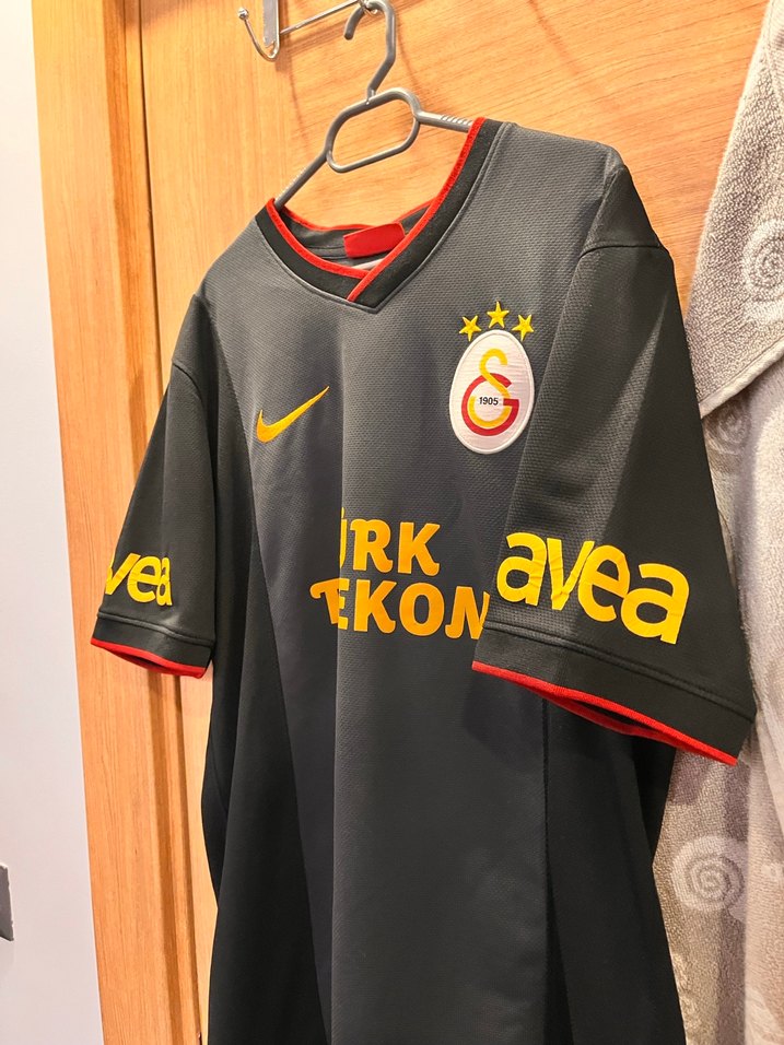 Galatasaray 2013-14 Siyah Nostalji Forma - Görsel 2