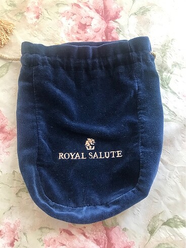 Beden lacivert Renk 70 lik chivas regal royal salute 21 yıl