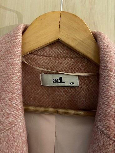 Adl purda pembe kaban - Görsel 2