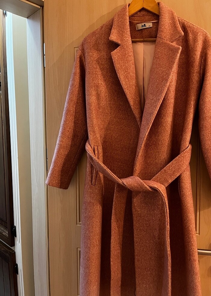 Adl purda pembe kaban - Görsel 3