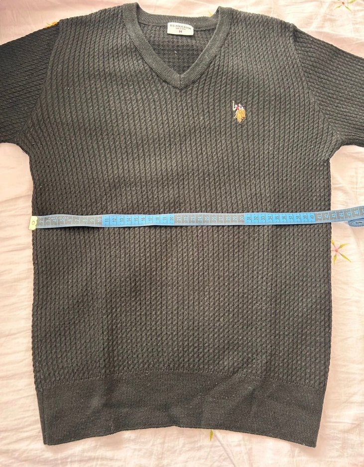 Siyah V Yaka Erkek Yün Kazak - Görsel 3