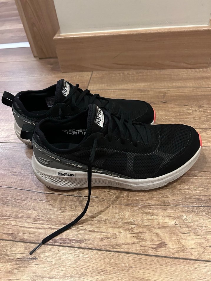 Skechers Siyah Spor Ayakkabı - Görsel 2