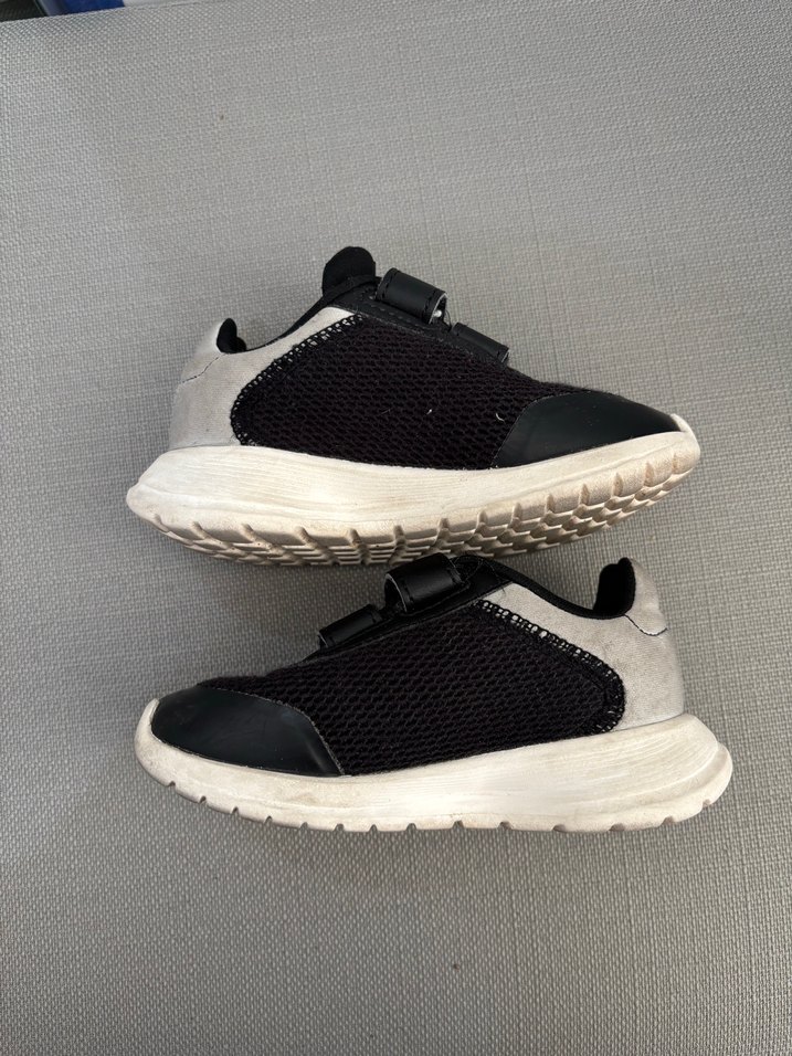 Gri Erkek Çocuk Cırt Cırtlı Spor Ayakkabı adidas - Görsel 2