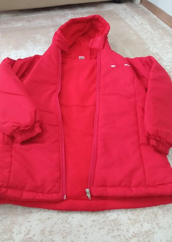 Kız Çocuk Kırmızı Kapüşonlu Fermuarlı Mont - Görsel 2