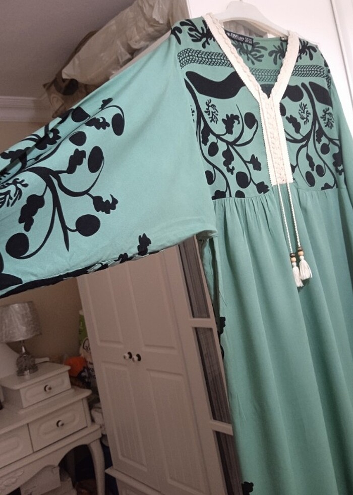 Tesettür elbise - Görsel 4