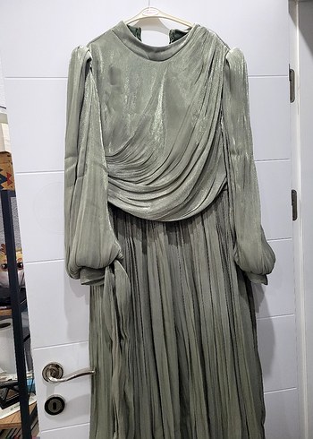 Gri Uzun Keten Drapeli Kadın tesettur abiye Elbise - Görsel 2