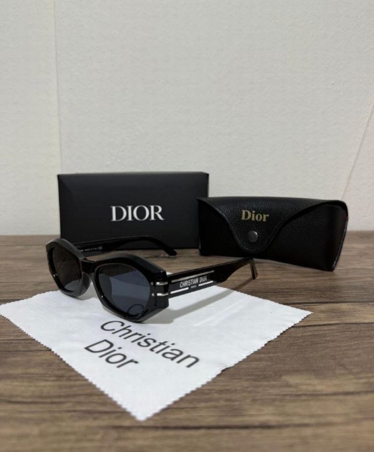 DİOR Kemerli Parisian Kadın Güneş Gözlüğü - Görsel 4