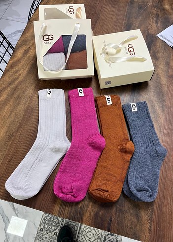 UGG Çok Renkli Midi Çorap Seti - Görsel 4