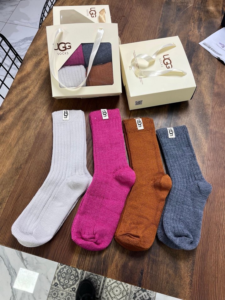 UGG Çok Renkli Midi Çorap Seti - Görsel 4