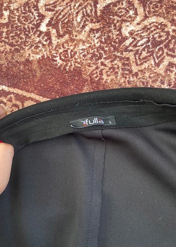 l Beden Kadın Siyah Uzun Kuşaklı Kaban