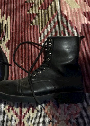 Siyah Erkek Grunge Punk Bot - Görsel 2