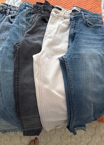 xs Beden Mom kesim, düz kesim, dar kesim pantolonlar