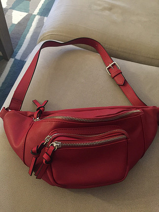 Stradivarius Bel Çantası