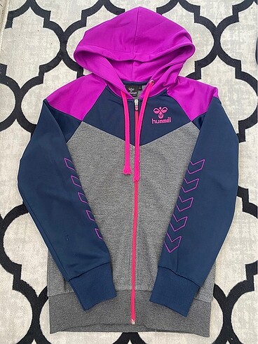 Hummel hırka