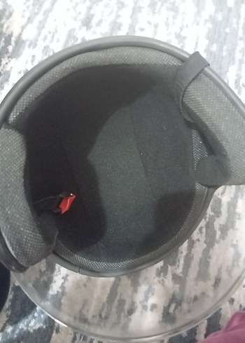 Siyah Minimalist Motosiklet Kaskı - Görsel 6