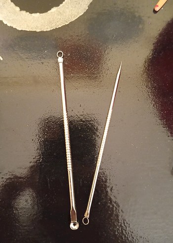 Gri Renkli Manikür ve Pedikür Aletleri sivilce çubuğu - Görsel 2