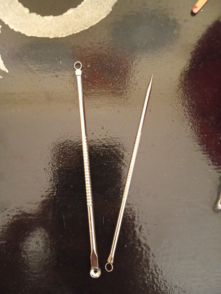 Gri Renkli Manikür ve Pedikür Aletleri sivilce çubuğu - Görsel 2