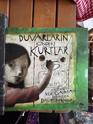 Duvarların içindeki kurtlar Neil Gaiman kitap