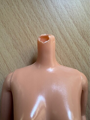  Beden Hasarlı Vintage Barbie Vücutları