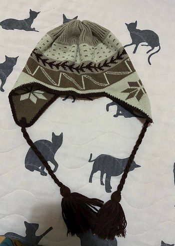 Püsküllü Bağcıklı Kahverengi Bere - Görsel 2