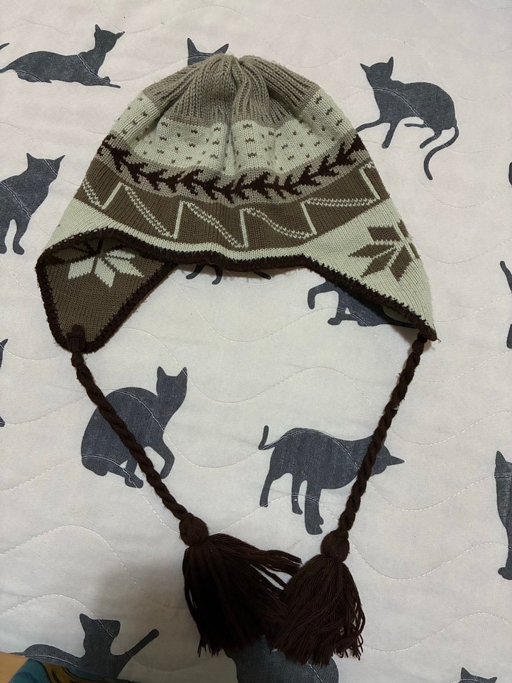 Püsküllü Bağcıklı Kahverengi Bere - Görsel 2