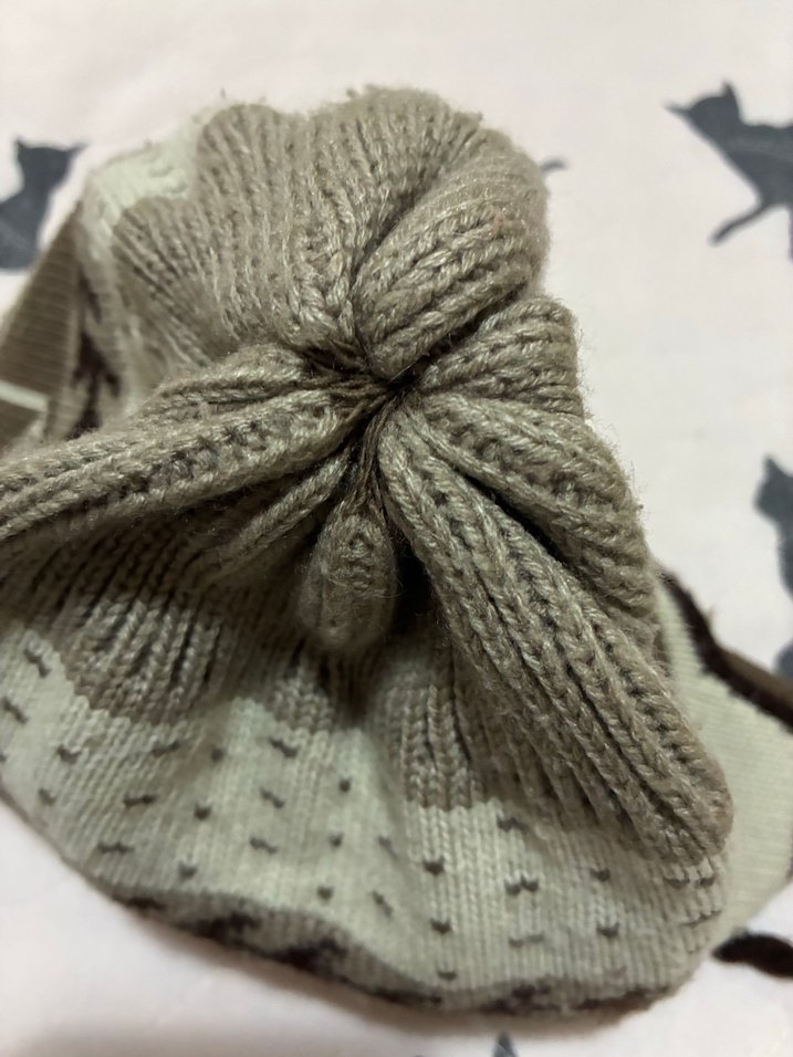 Püsküllü Bağcıklı Kahverengi Bere - Görsel 5