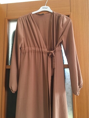 m Beden camel Renk Ayrobin kumaşı 40 bedenede olur
