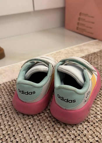 Kız Çocuk Beyaz adidas Spor Ayakkabı - Görsel 2